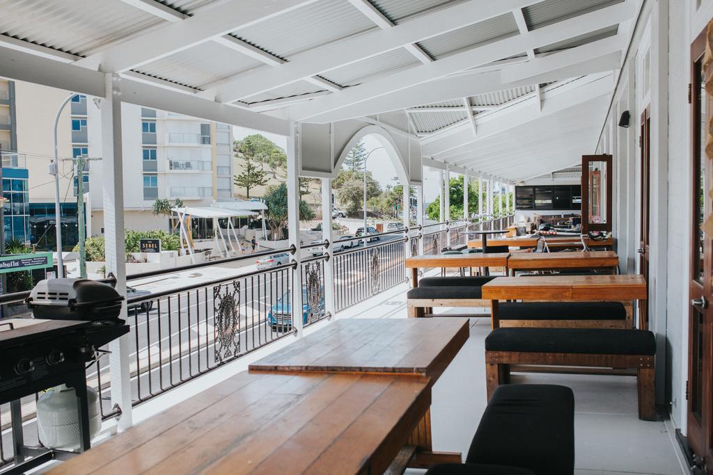 Coolangatta Sands Hotel Exterior photo