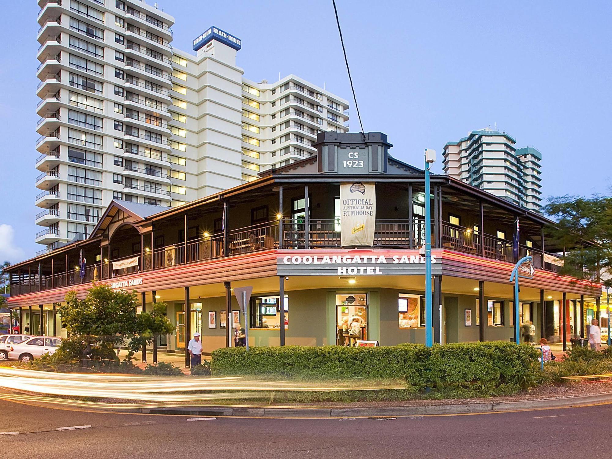 Coolangatta Sands Hotel Exterior photo