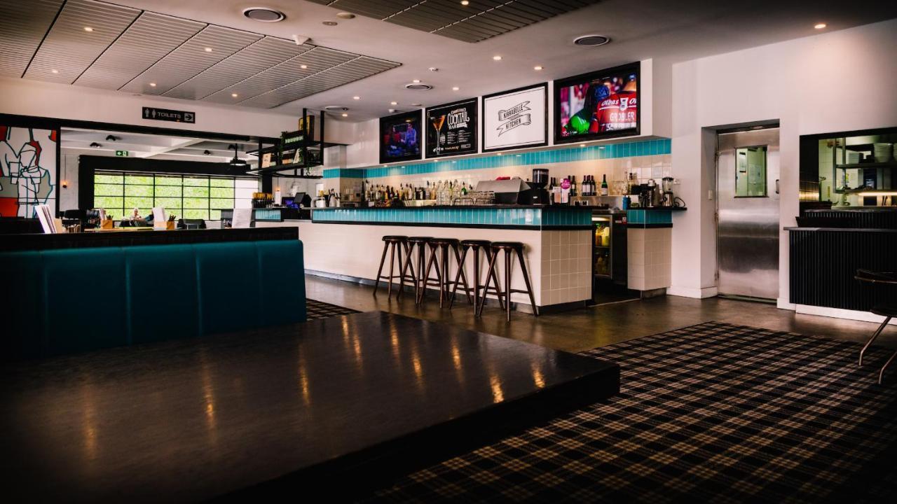 Coolangatta Sands Hotel Exterior photo
